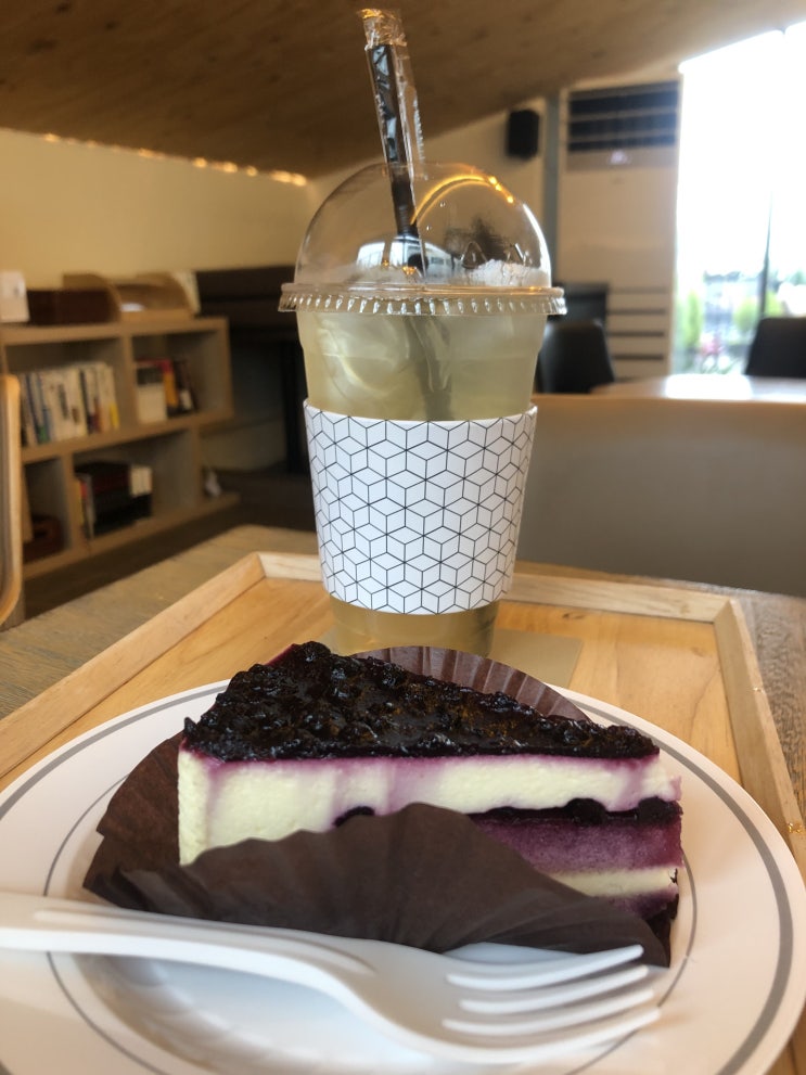  용산구 카페 남산아래, 루프탑이 있는 분위기 좋은 카페!