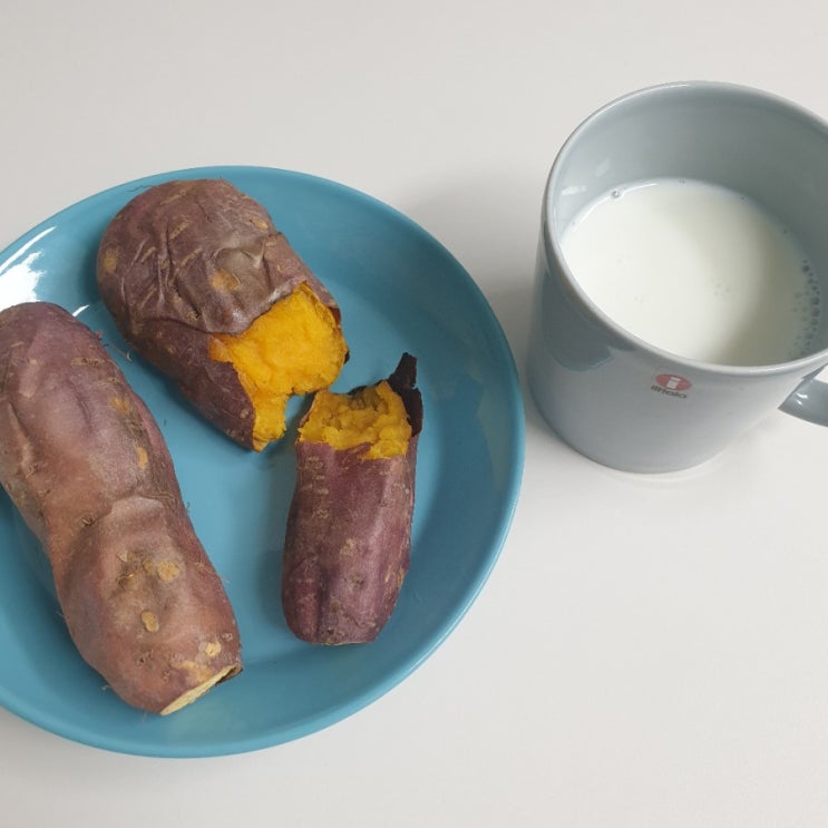  발뮤다로 호박고구마 굽기 군고구마 맛있어요!