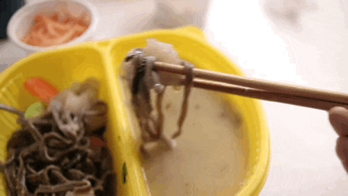  봉평옹심이메밀칼국수, 쫀득이 옹심이와 구수한 국물이 생각날 때