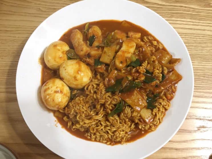  매일 먹어도 안 질리는 라볶이(feat.가래떡)