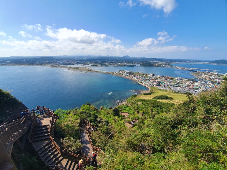  @ 제주도 4박5일 둘째날: 성산일출봉, 파스타 맛집 East forest, 섭지코지, 솔지식당