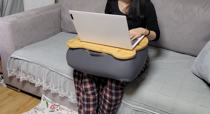  힐링베어 미니테이블 침대,소파,아이패드 거치대로 활용