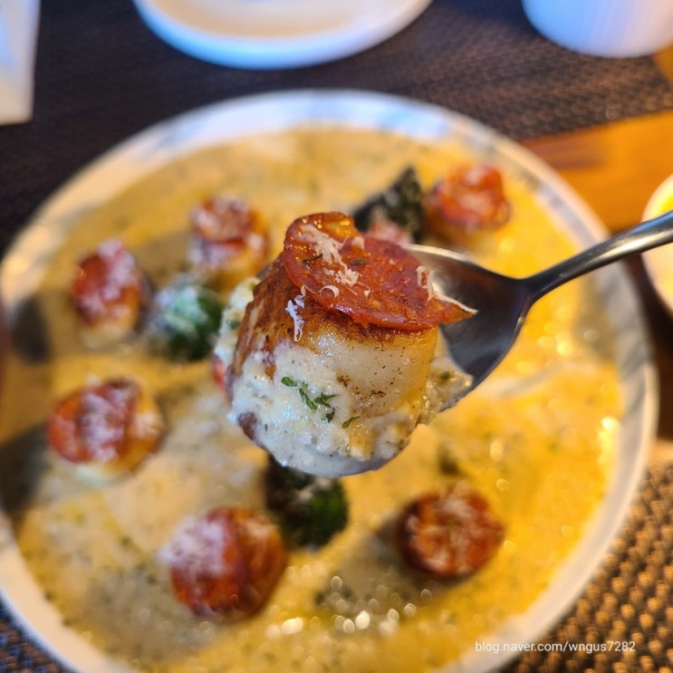  [울산 달동 맛집] 뇨끼와 모던한 감각이 살아있는 달동 '부조화'