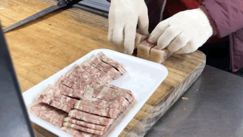  경주닭발편육 : 닭발편육이랑 돼지편육이 단돈 만원인 맛집