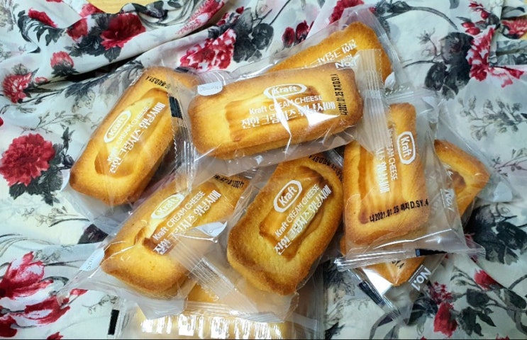  솔직후기)진한크림치즈라며 ㅡㅡ진한크림치즈휘낭시에