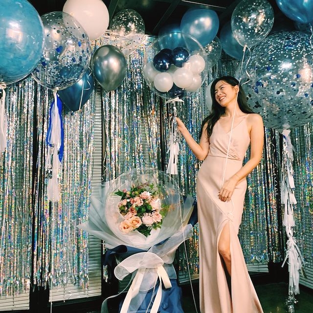  손예진 생일 조공 데뷔 20주년 현빈 사랑의 불시착 해외반응