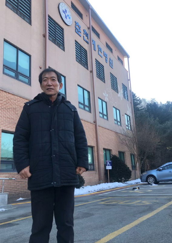 “알코올중독 극복하고 사회복지사가 됐죠… 앞으로도 배우고 공부하며 살겠습니다” “알코올중독 극복하고 사회복지사가 됐죠… 앞으로도 배우고 공부하며 살겠습니다”