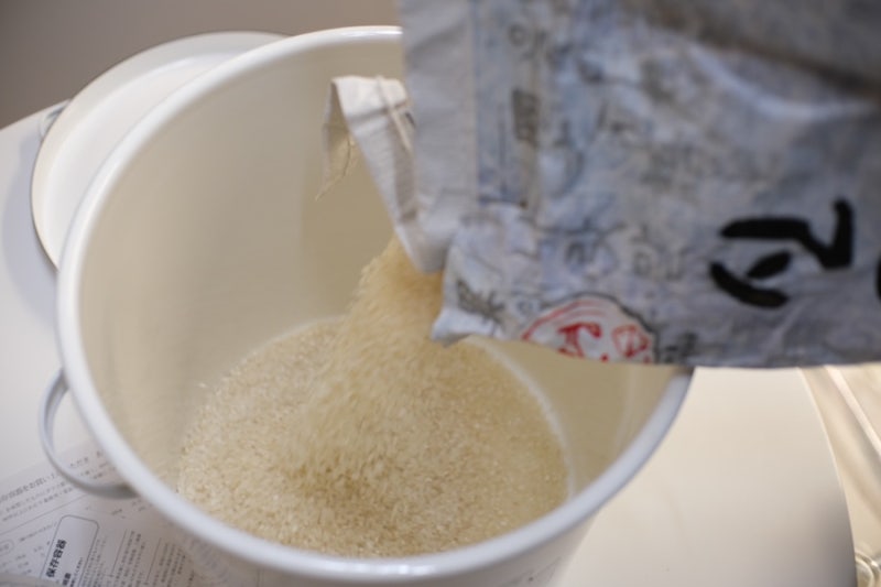조리도구 | 노다호로 - 법랑 쌀통 15 L (Noda Horo - Enamel Rice Stocker, 15 L)