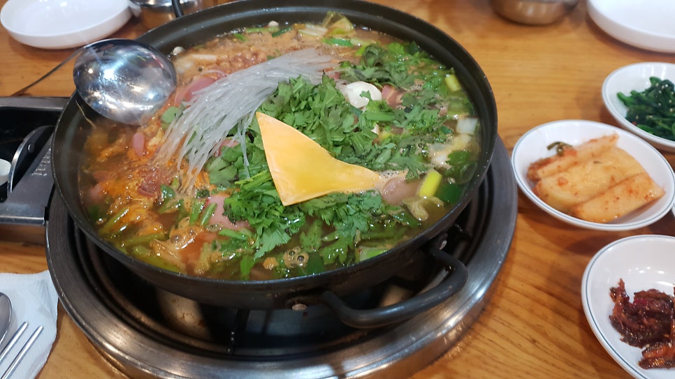 부덕이한방오리닭칼 사진 4