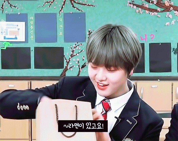 손동표 남도현 한림예고 학교 투어 브이로그 4탄 움짤! (Feat.영상편지) 손동표 남도현 한림예고 학교 투어 브이로그 4탄 움짤! (Feat.영상편지)