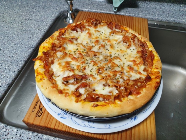 토마토파스타 딥디쉬 피자