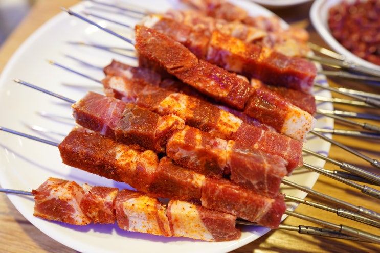 인계동양꼬치 맛집 :: 송화양꼬치 / 중독성 강한 마라갈비 양꼬치 맛집
