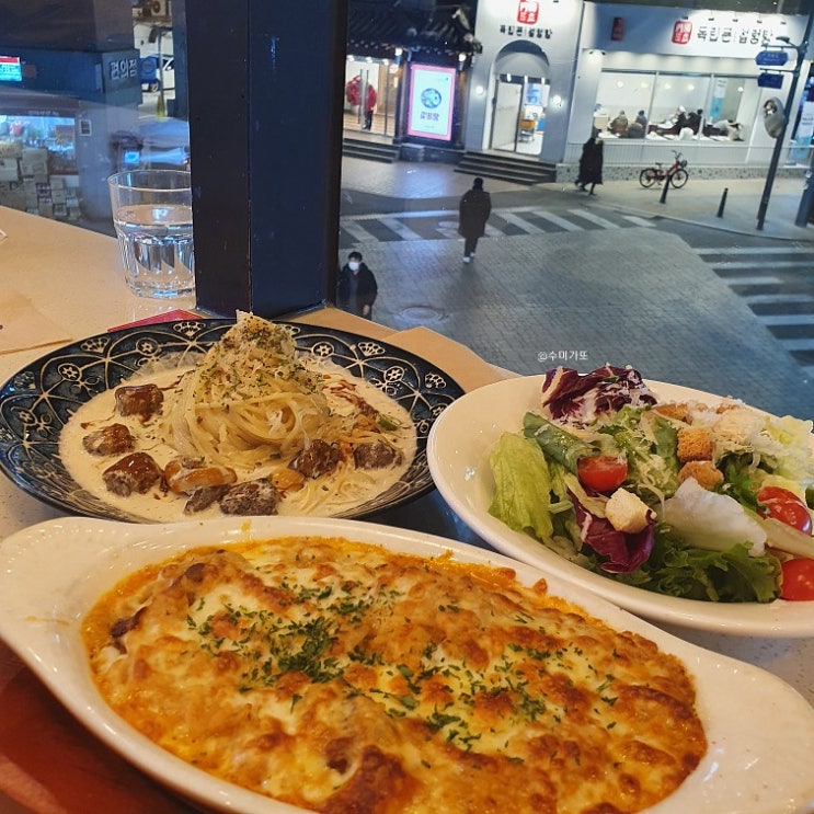  [신촌 맛집] 가성비 굿 ~신촌 파스타 맛집 롤링파스타 신촌점_ 추천메뉴:: 우삼겹도리아, 스테이크 크림파스타 (포장가능)