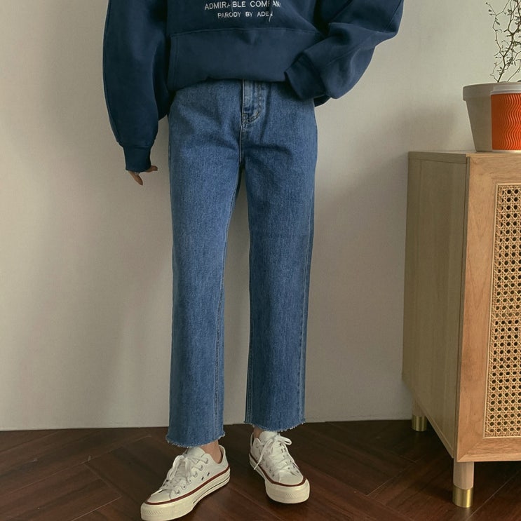  엔티나 컷팅 일자데님팬츠