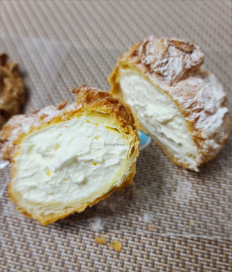  잠실 송리단길 디저트 슈크림빵이 맛있는 빵집/카페 슈야 - 비스킷슈(얼그레이크림) / 크로칸슈(커스타드 크림) / 파이슈(우유크림)