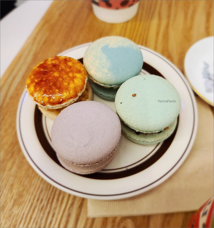  천호동 마카롱 맛집 디어마이오븐 : 크렘브륄레솔티카라멜, 돼지바, 더블바닐라, 그리고 얼그레이