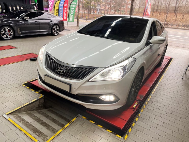  그랜저HG 한국타이어의 가성비 라우펜 타이어 교체 245/45R18