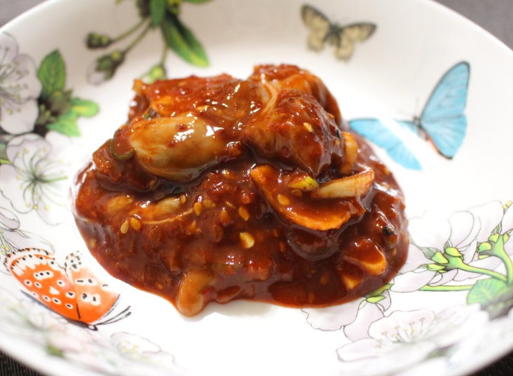  어리굴젓부터 총각김치까지 밥도둑 모아둔 김치남이네