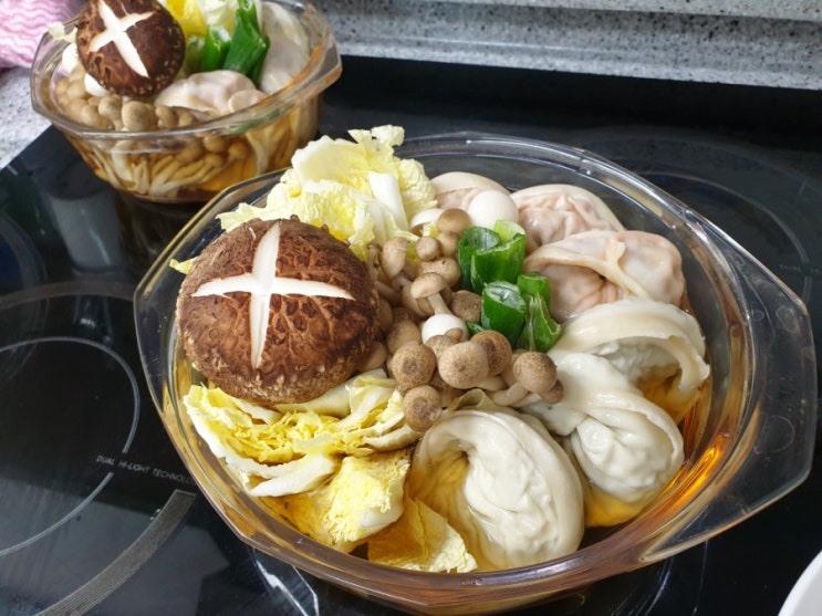  만가닥버섯 만두전골 만들기 엄청 쉽지만 인정받은 레시피