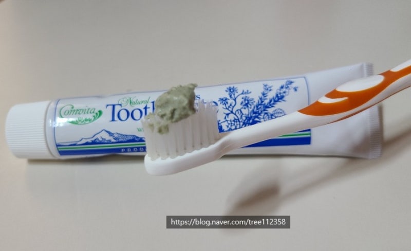 뉴질랜드치약 콤비타 내추럴 프로폴리스 치약 with 티트리오일