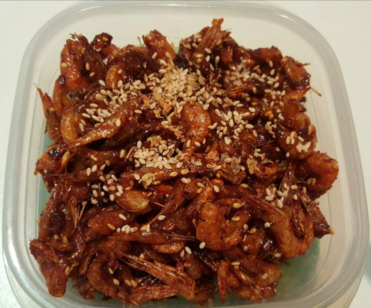  케찹 1T 넣어 건새우 매꼼달꼼 바삭한 밑반찬