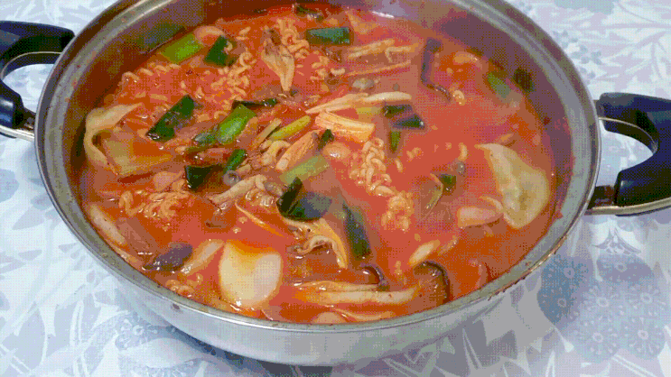 부대찌개 택배 맛집 간편 맛있는 밀키트 창영이팩토리 부대찌개 택배 맛집 간편 맛있는 밀키트 창영이팩토리