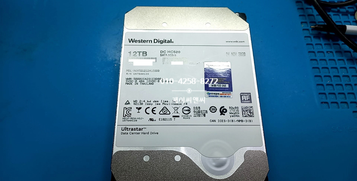  데이터 부분 사타 커넥터 (sata connectore) 파손된 wd ultrastar dc hc520 12tb nas 용 하드 수리