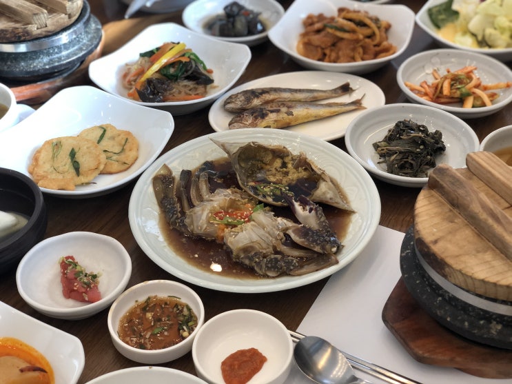 연희동 맛집 - 고미정에서 한정식 먹고 왔어요! (ft. 간장게장 정식)