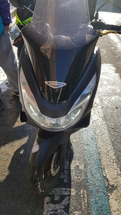  오토바이출장 수락산 혼다pcx125방전 출장으로 점프 시동걸기 완료