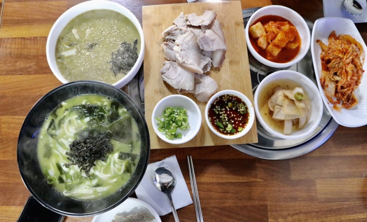  중문 보말칼국수 로컬인도 인정하는 서귀포보말칼국수 전복죽