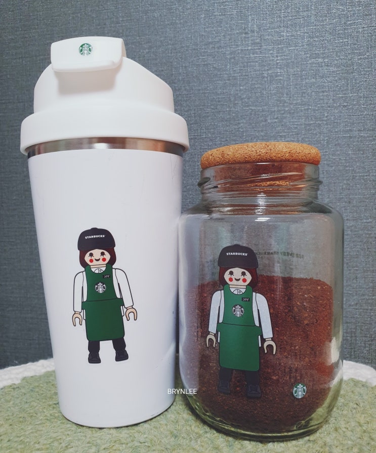  스타벅스 커스텀 스티커 조이 준 스티커 활용법