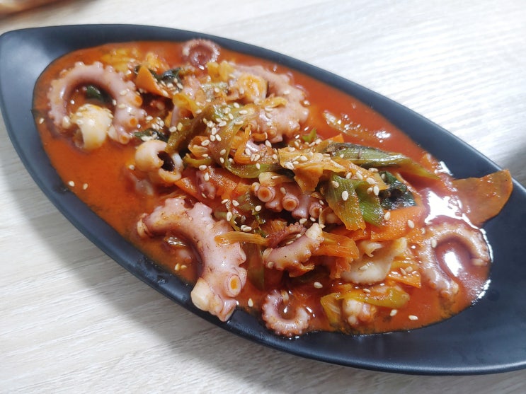  캠핑밀키트 낙지볶음 반조리식품 맛있네요