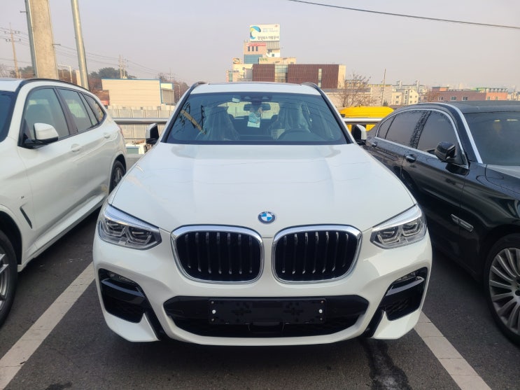 [X시리즈] BMW X3 20i MSP (알파인 화이트 / 블랙 시트)