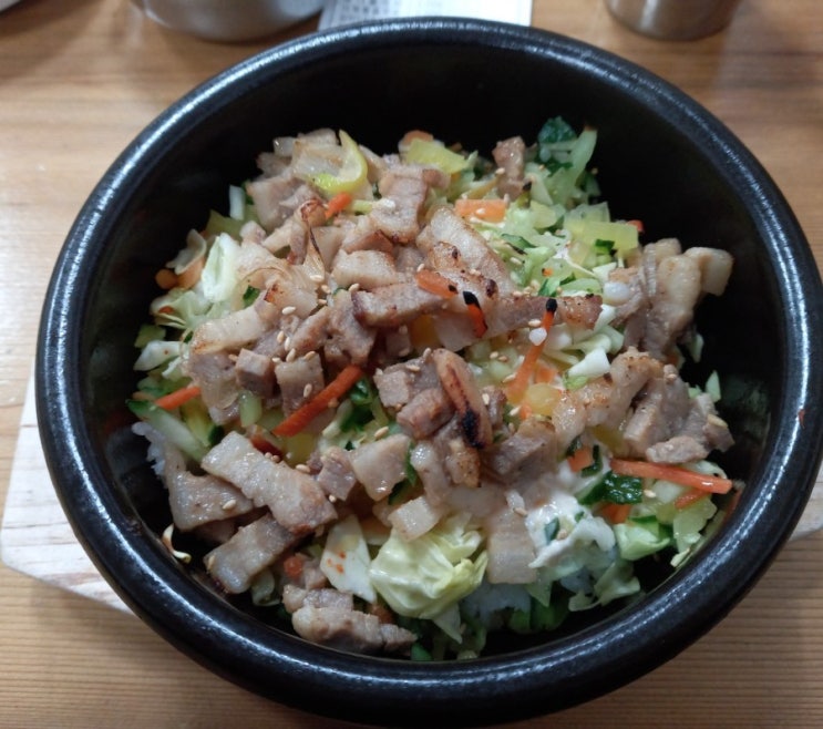  부산 돌솥 비빔밥 원조는 우정이지요?서면에서혼밥하기좋은곳!