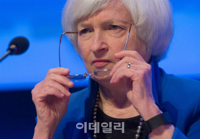 옐런 "인위적인 弱달러 없을 것…中 견제에 모든 수단 쓰겠다"(종합) 옐런 "인위적인 弱달러 없을 것…中 견제에 모든 수단 쓰겠다"(종합)