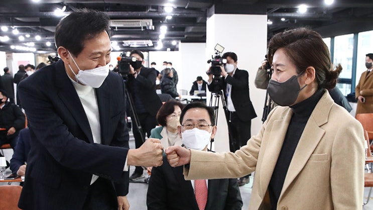 <b>나경원</b>-<b>오세훈</b>, <b>서울시장</b> 출마 선언 후 첫 만남