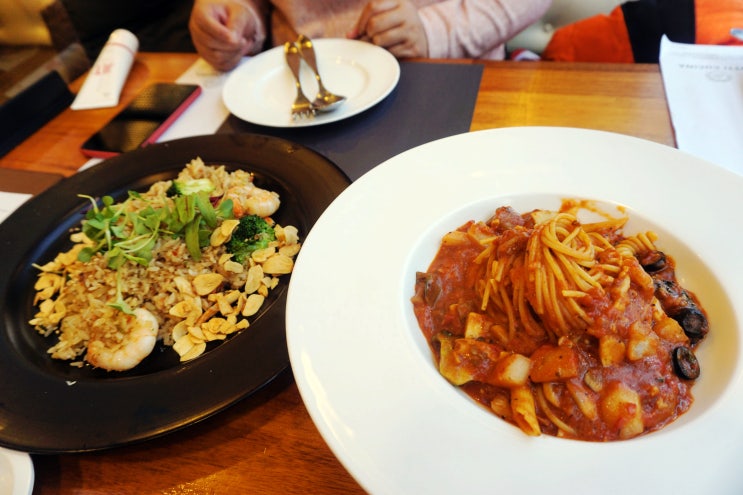  게살볶음밥이 맛있었던 별내 카페거리 맛집 '뚜띠쿠치나 별내점'