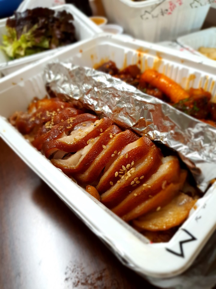  주말 점심은?! 족발야시장!!......[2021.01.20]