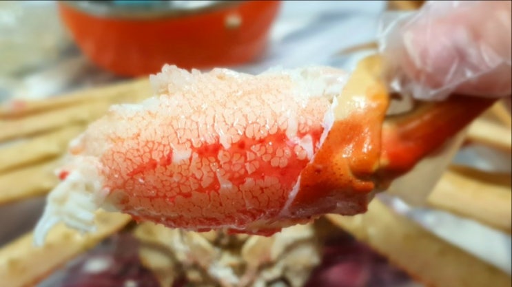  반값대게에서 러시아대게 저렴하고 아주 배부르게 먹었어요.