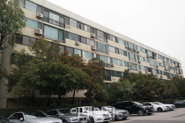 공공재건축 설명회에도 조합싸늘 용적률 700%요구도_높은기부채납비용 임대 주택증가로실망 공공재건축 설명회에도 조합싸늘 용적률 700%요구도_높은기부채납비용 임대 주택증가로실망