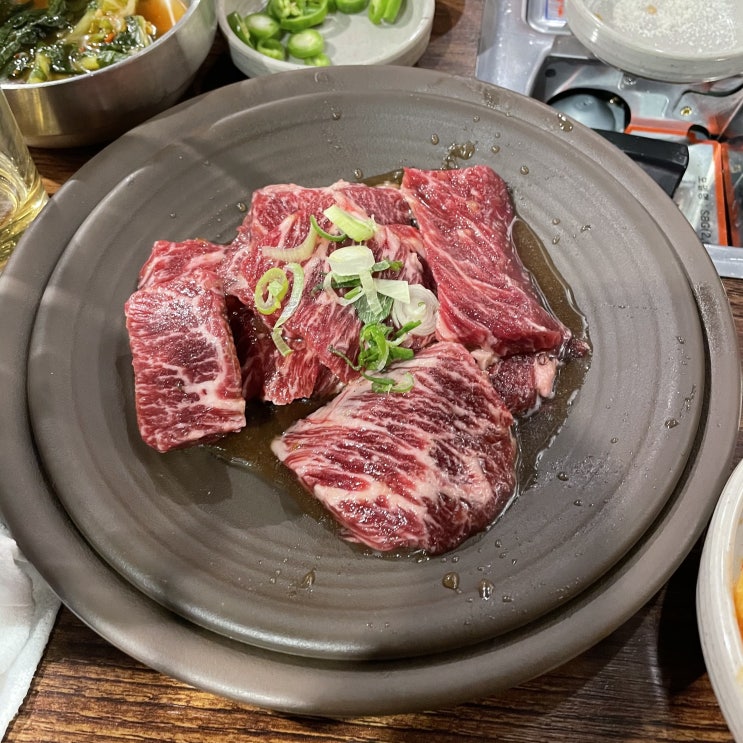 [염창역 맛집] 소와 돼지 모두 맛있는 육갑식당 염창점