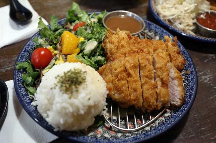  송도 돈까스 맛집 엉클인더키친 쌀국수도 존맛