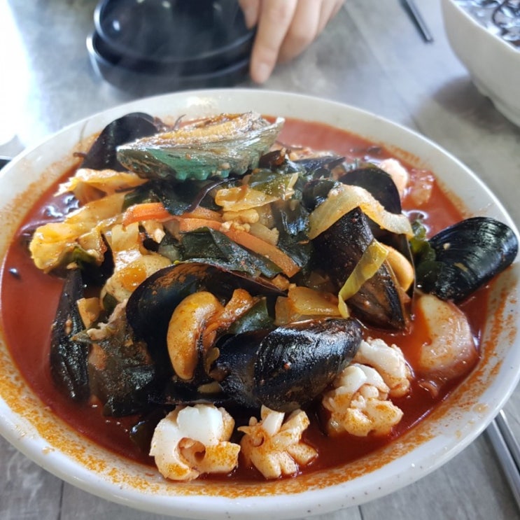  겨울철 마라도섬 톳탕수육, 톳짜장면, 돌미역짬뽕 마라도 해녀촌 짜장