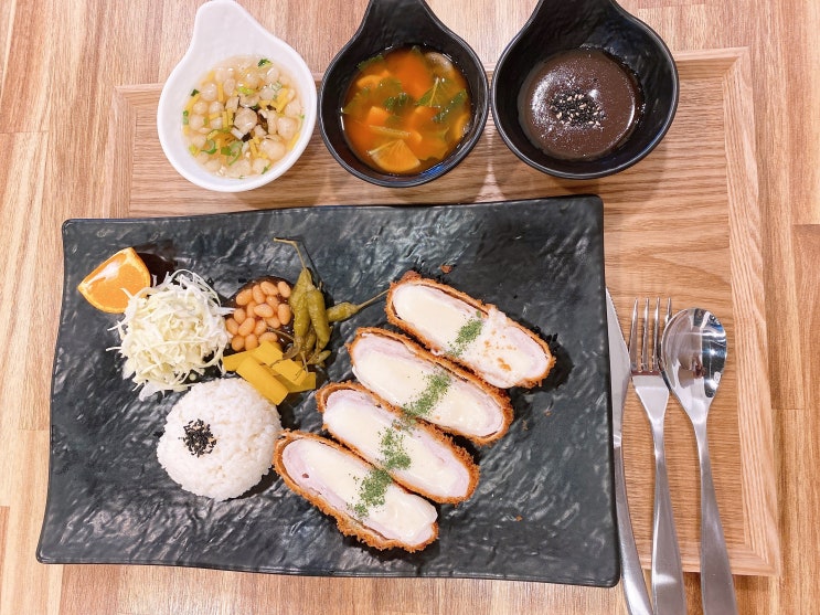  청주 내덕동 돈까스 맛집 필돈에서 치즈돈까스~