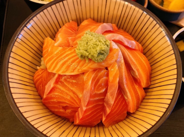  [길동맛집] 길동역 모리식당, 일본 가정식 맛있는 사케동(연어덮밥)