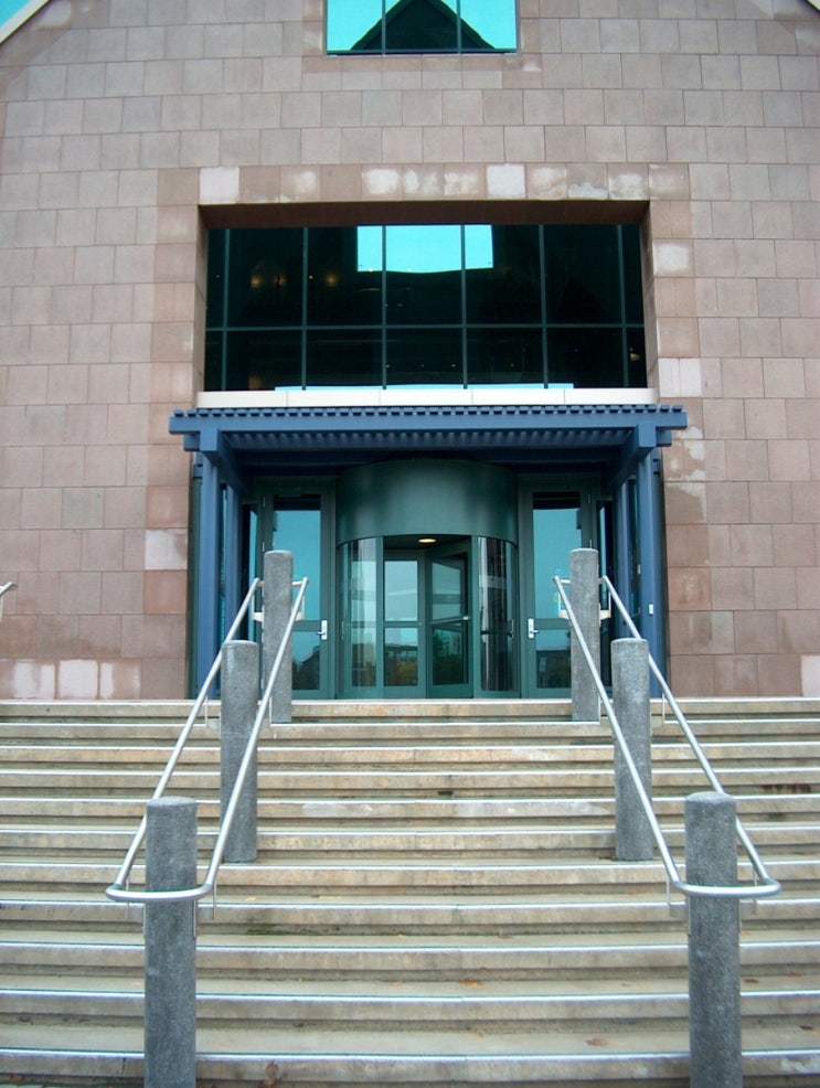 리볼빙 오토매틱 도어 회전 자동문 회전문 뷰 리볼빙 오토매틱 도어 회전 자동문 회전문 뷰