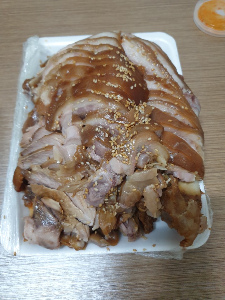  수원 권선시장 족발 먹으러 제일순대국 포장해왔어요
