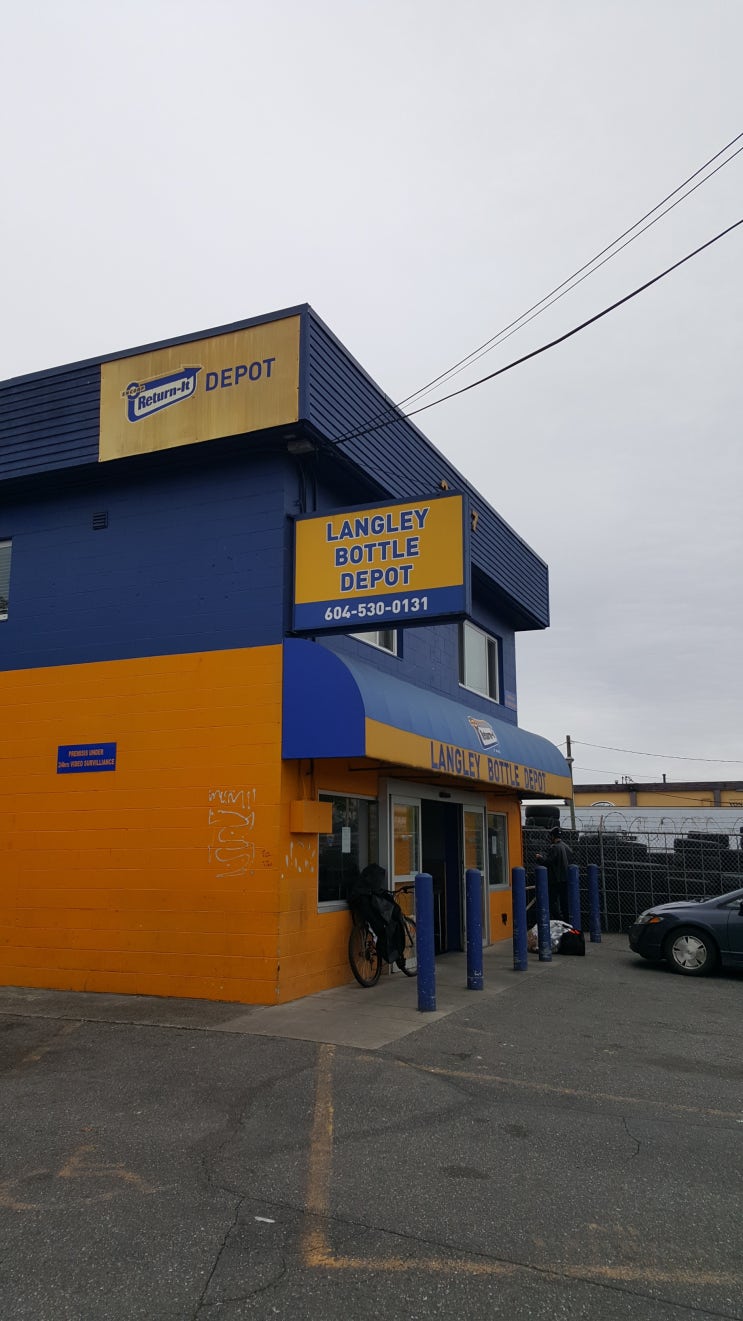  밴쿠버 랭리 일상, 재활용품 처리, 랭리 바틀 디팟Bottle Depot : 재활용을 하면 환경도 살리고, 돈도 벌고 두가지 효과~ _ 캐나다 아빠 육아휴직