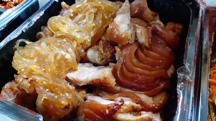 요즘 맛있다는 마왕족발과 비빔국수를 먹었습니다! 요즘 맛있다는 마왕족발과 비빔국수를 먹었습니다!