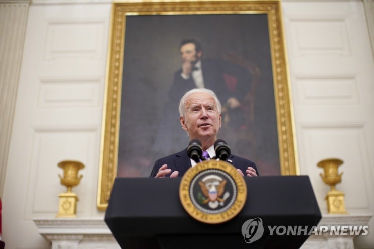 바이든 "미 입국승객 격리"…코로나대응 10개 행정명령 '총력전'(종합) 바이든 "미 입국승객 격리"…코로나대응 10개 행정명령 '총력전'(종합)